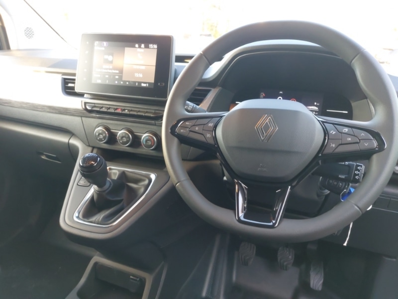 Used Renault Kangoo 2025 for sale - 76583700: Photo 7