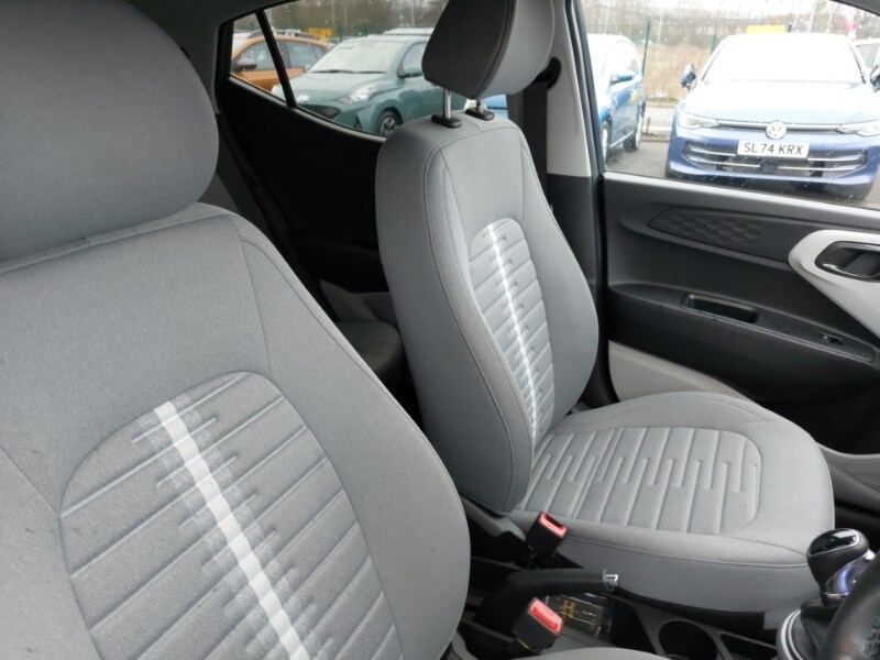 Used Hyundai i10 2023 for sale - 77371243: Photo 13