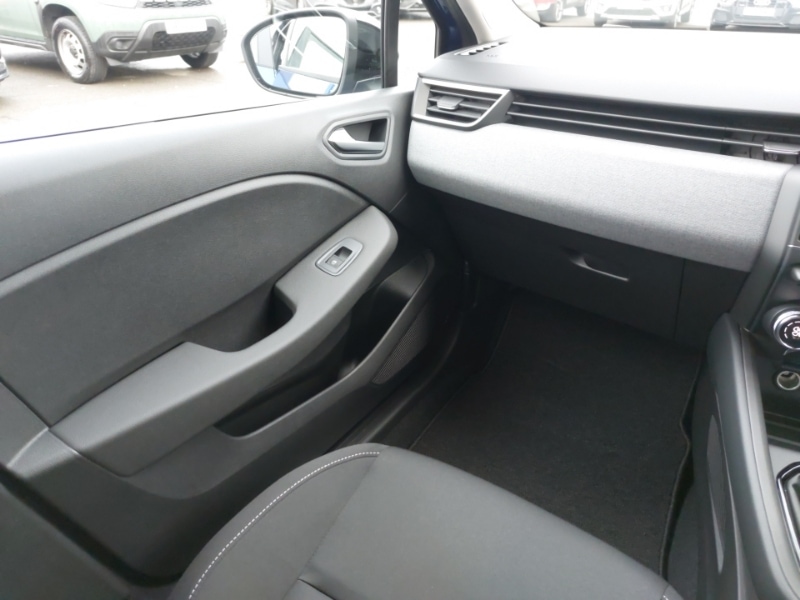 Used Renault Clio 2025 for sale - 76846958: Photo 10