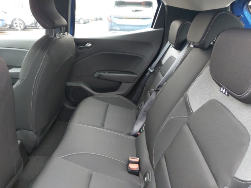 Used Renault Clio 2025 for sale - 76846958: Photo 6