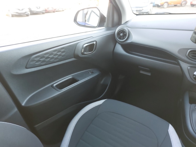 Used Hyundai i10 2022 for sale - 76695879: Photo 10