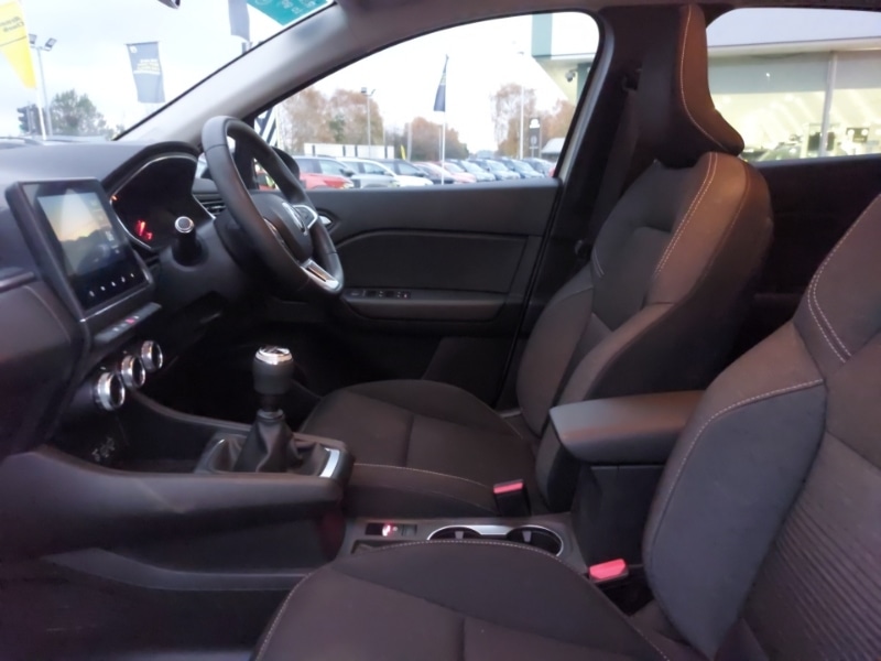 Used Renault Captur 2020 for sale - 76498280: Photo 5