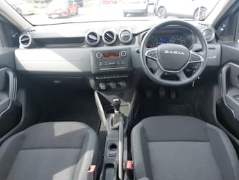 Used Dacia Duster 2024 for sale - 78910308: Photo