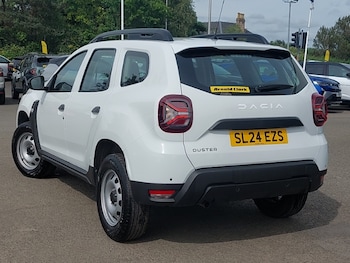 Used Dacia Duster 2024 for sale - 78910308: Photo