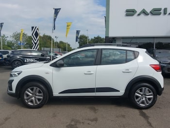 Used Dacia Sandero Stepway 2023 for sale - 79406759: Photo