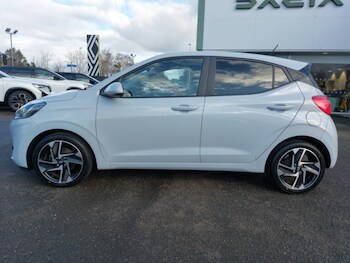 Used Hyundai i10 2020 for sale - 78062485: Photo