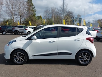 Used Hyundai i10 2019 for sale - 78203070: Photo