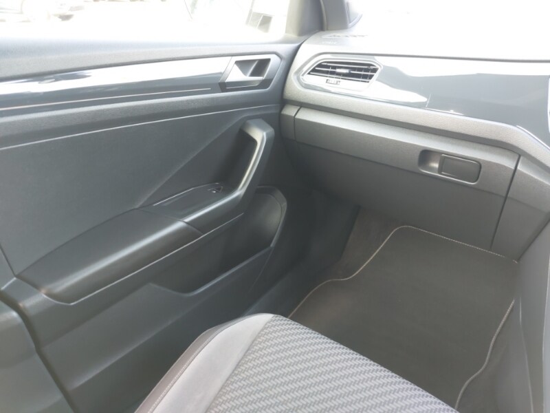 Used Volkswagen T-Roc 2018 for sale - 77605924: Photo 10