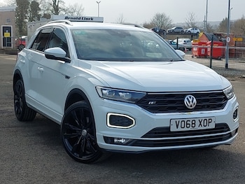 Used Volkswagen T-Roc 2018 for sale - 77605924: Photo