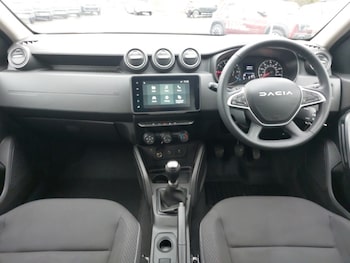 Used Dacia Duster 2024 for sale - 77433453: Photo