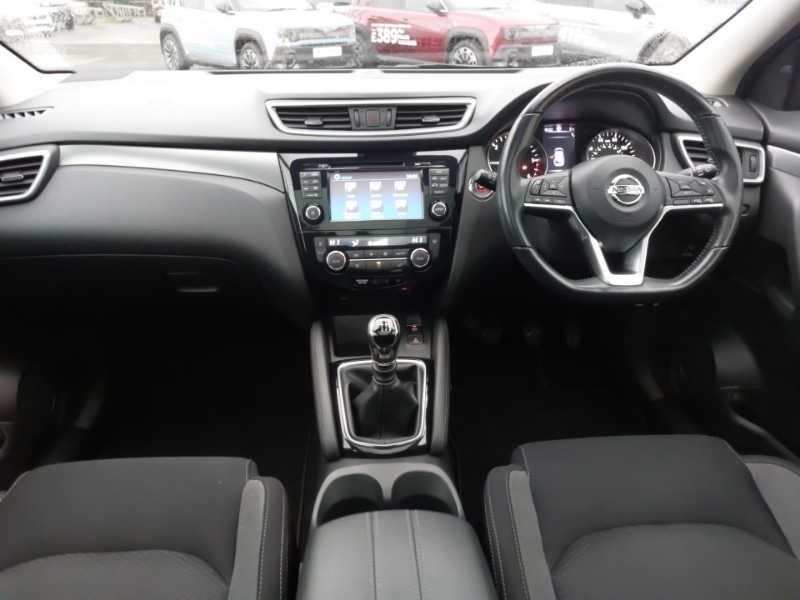 Used Nissan Qashqai 2018 for sale - 77300148: Photo 2