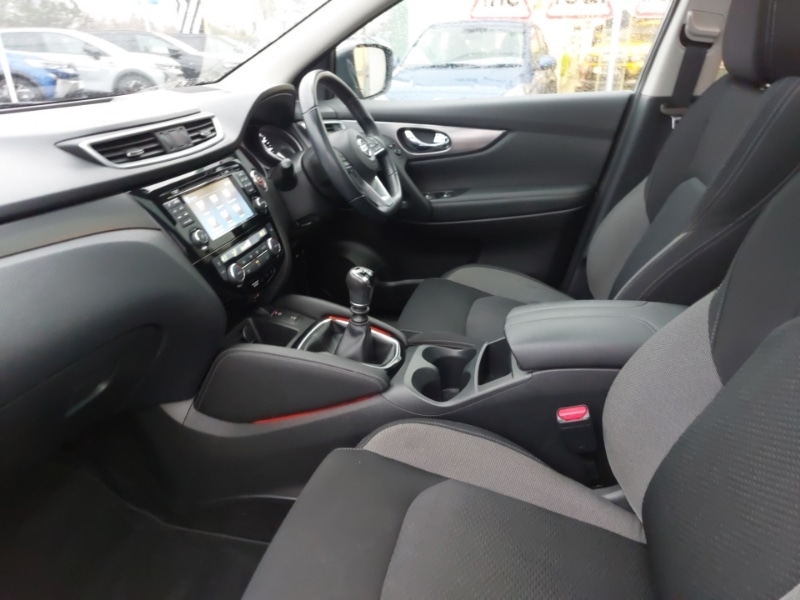 Used Nissan Qashqai 2018 for sale - 77300148: Photo 5