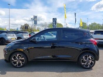 Used Hyundai i10 2023 for sale - 78490665: Photo