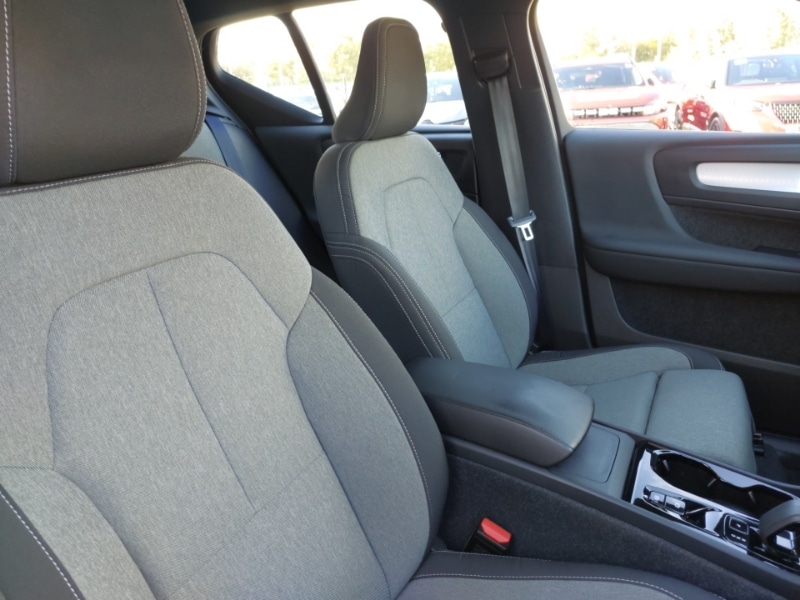 Used Volvo XC40 2023 for sale - 76699856: Photo 13