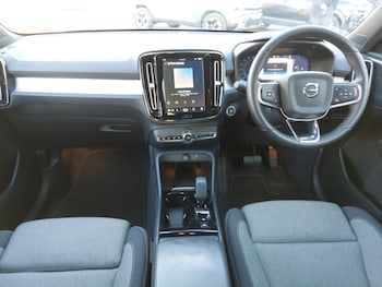 Used Volvo XC40 2023 for sale - 76699856: Photo