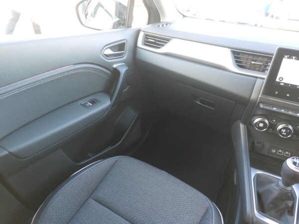 Used Renault Captur 2023 for sale - 76238301: Photo 10