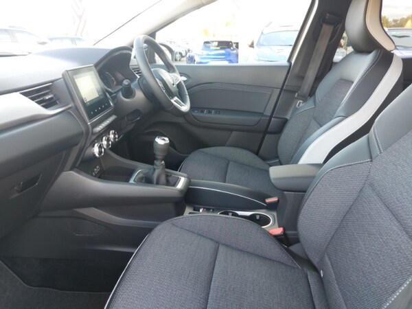 Used Renault Captur 2023 for sale - 76238301: Photo 5