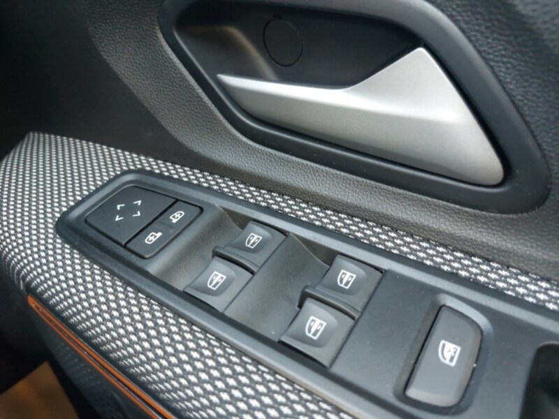 Used Dacia Sandero Stepway 2023 for sale - 77947755: Photo 18