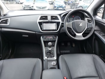 Used Suzuki SX4 S-Cross 2019 for sale - 75946387: Photo
