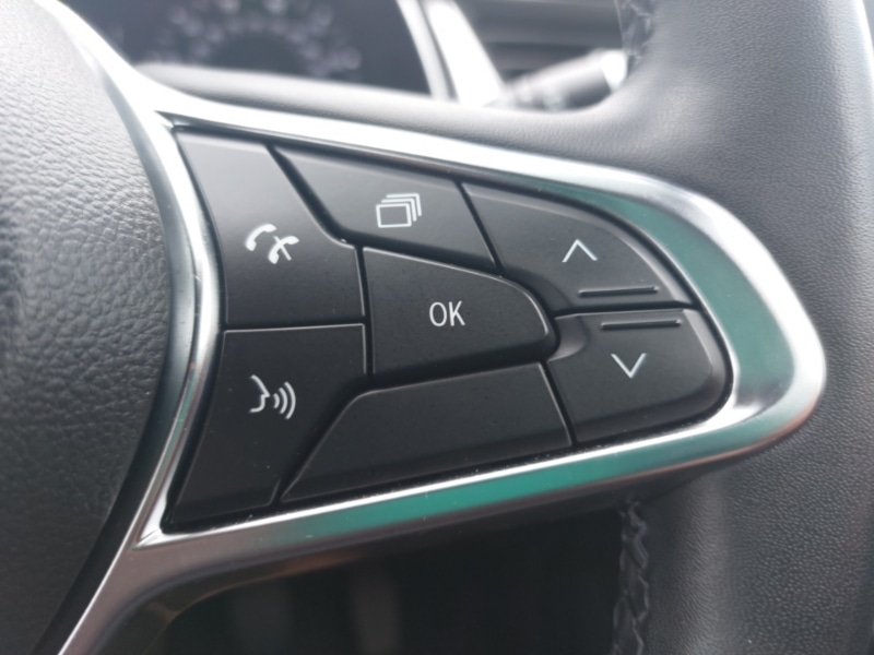 Used Renault Captur 2021 for sale - 77126240: Photo 17