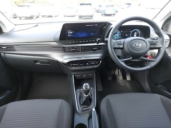 Used Hyundai i20 2022 for sale - 76199314: Photo 2
