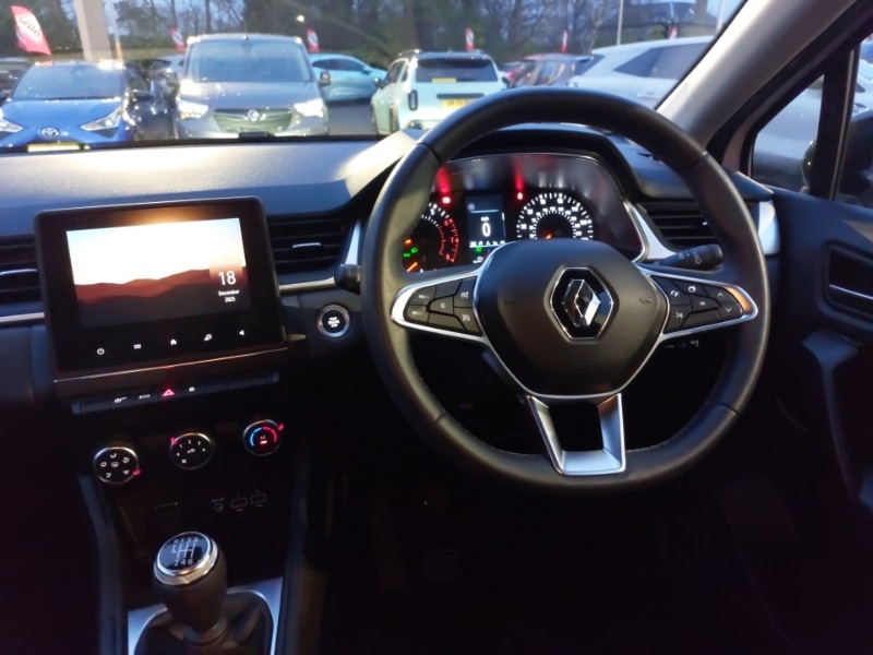 Used Renault Captur 2022 for sale - 76987255: Photo 7