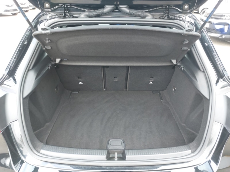 Used Mercedes-Benz A-Class 2018 for sale - 76275862: Photo 8