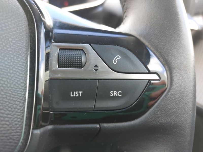 Used Peugeot 208 2021 for sale - 76403704: Photo 17