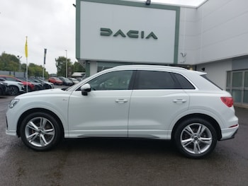 Used Audi Q3 2025 for sale - 79382987: Photo