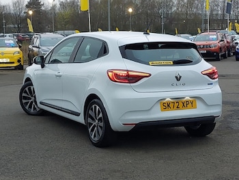 Used Renault Clio 2022 for sale - 78179002: Photo