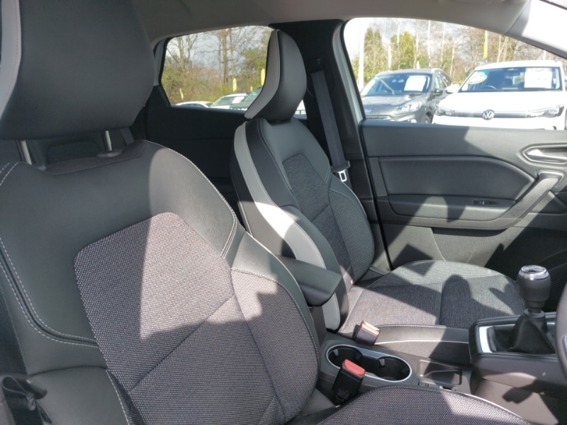 Used Renault Captur 2023 for sale - 78169733: Photo 16