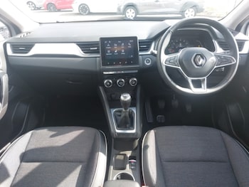 Used Renault Captur 2023 for sale - 78169733: Photo