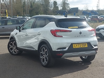 Used Renault Captur 2023 for sale - 78169733: Photo