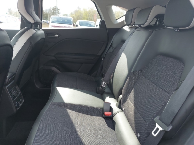 Used Renault Captur 2023 for sale - 78169733: Photo 6