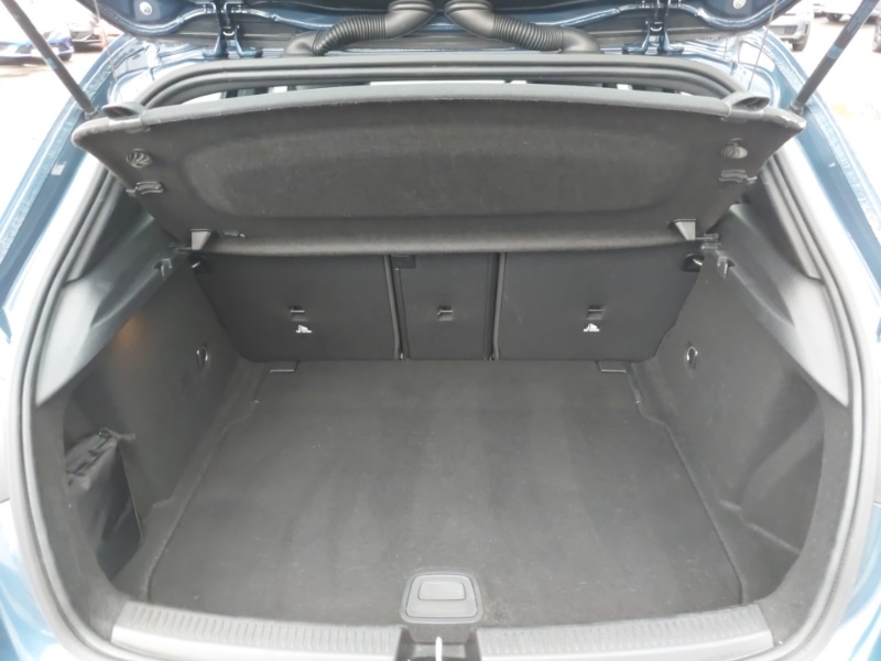 Used Mercedes-Benz A-Class 2019 for sale - 76369749: Photo 8