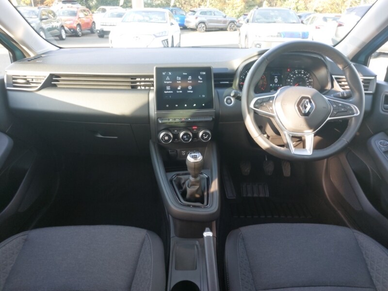 Used Renault Clio 2021 for sale - 76229974: Photo 2