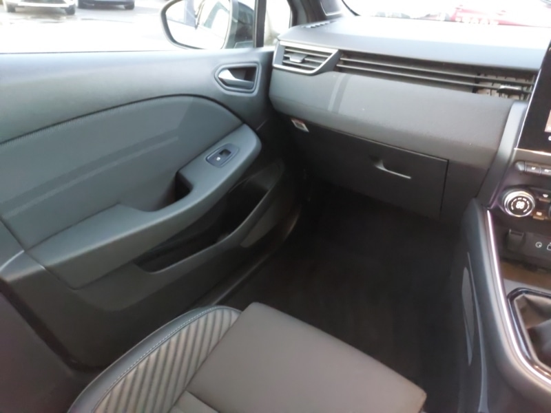 Used Renault Clio 2025 for sale - 77265719: Photo 10