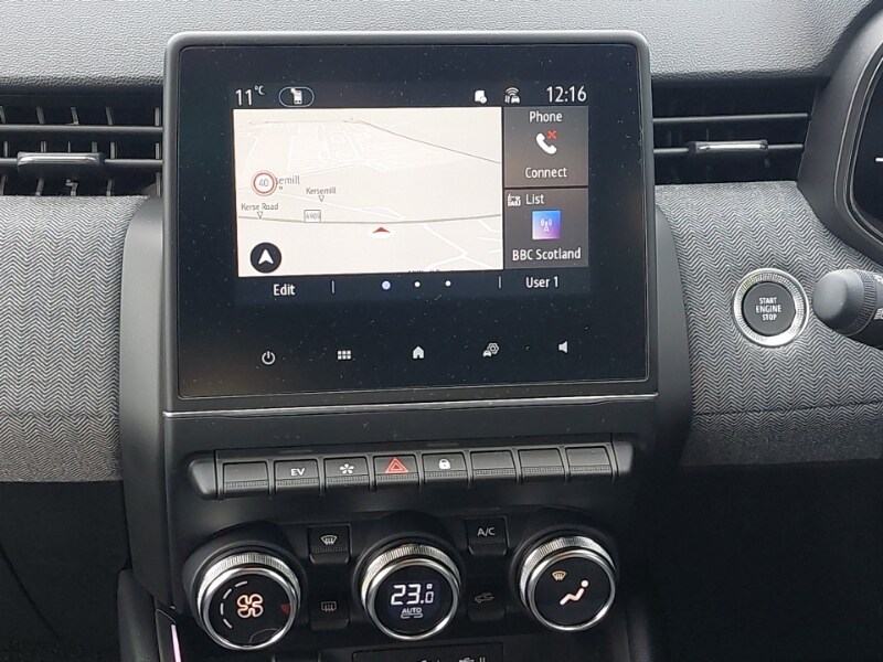 Used Renault Clio 2025 for sale - 77690028: Photo 11