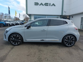 Used Renault Clio 2025 for sale - 77690028: Photo