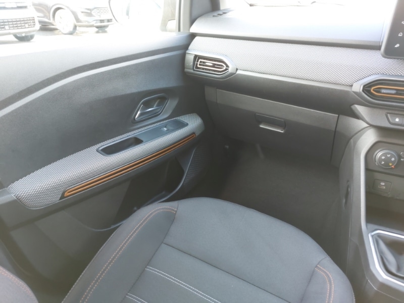 Used Dacia Sandero Stepway 2022 for sale - 77874388: Photo 10