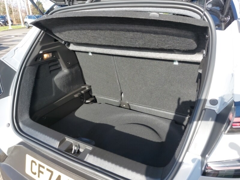 Used Renault Captur 2024 for sale - 77832667: Photo 8