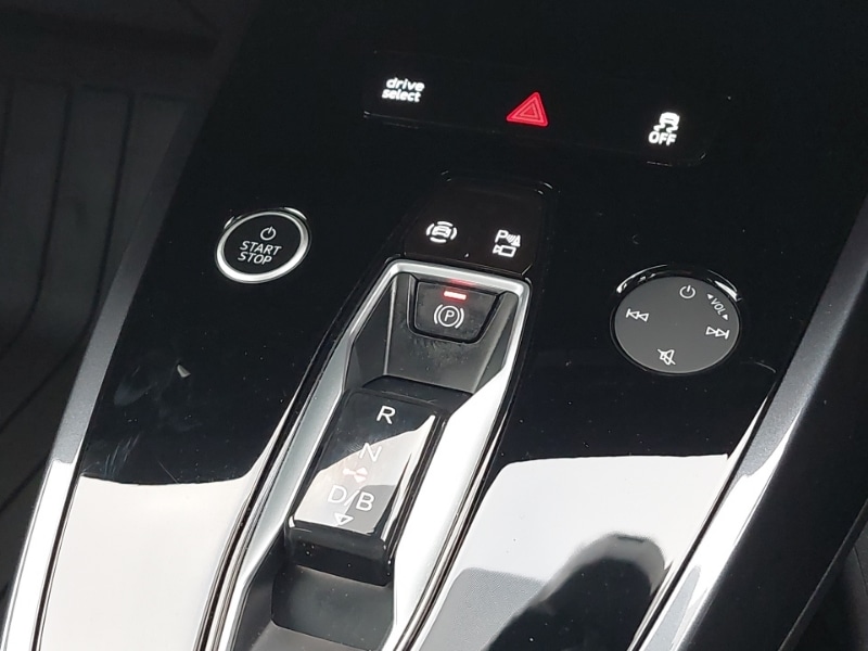 Used Audi Q4 e-tron 2023 for sale - 76506934: Photo 17