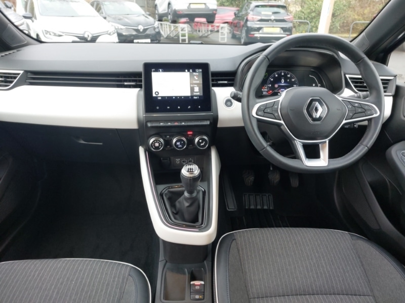 Used Renault Clio 2022 for sale - 76983050: Photo 2