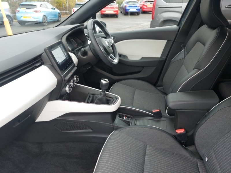 Used Renault Clio 2022 for sale - 76983050: Photo 5