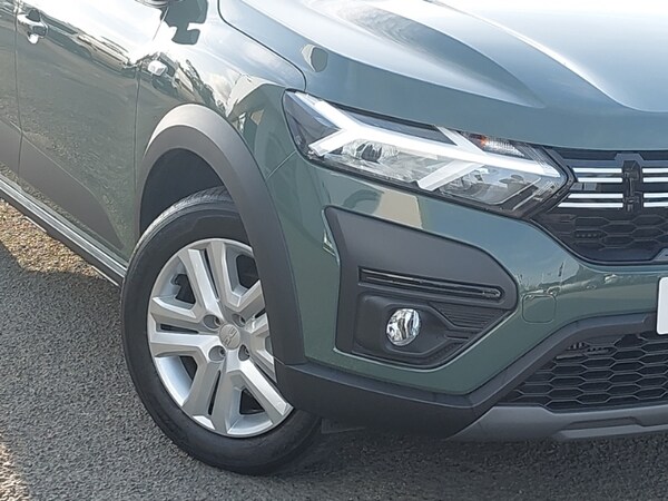 Used Dacia Sandero Stepway 2024 for sale - 76230017: Photo 9