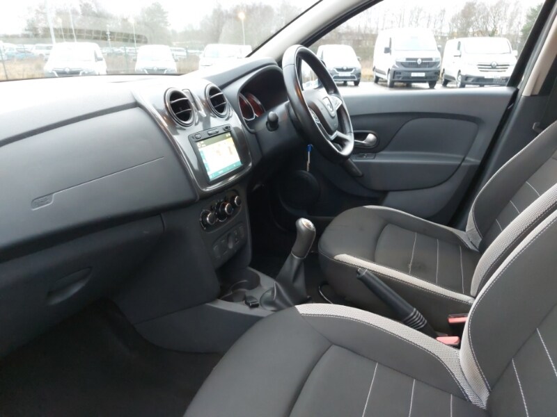 Used Dacia Sandero Stepway 2020 for sale - 77495452: Photo 5