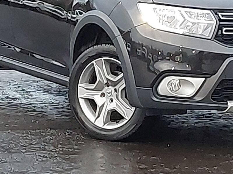 Used Dacia Sandero Stepway 2020 for sale - 77495452: Photo 9