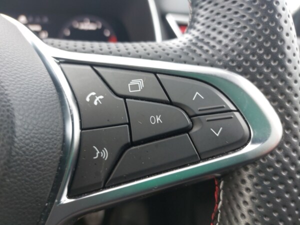 Used Renault Clio 2023 for sale - 76213381: Photo 19