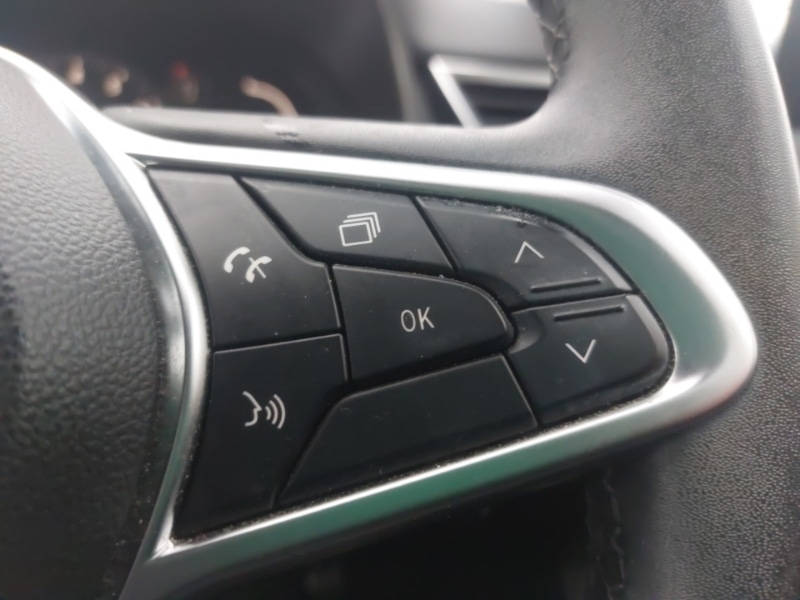 Used Renault Clio 2022 for sale - 76951851: Photo 18