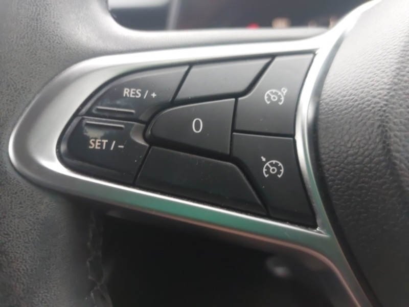 Used Renault Clio 2022 for sale - 76951851: Photo 19